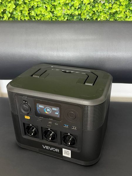 Зарядна станція VEVOR M9 1200 Вт, 806 Вт&middot;год, LiFePO₄ VEV-M9-1200 фото